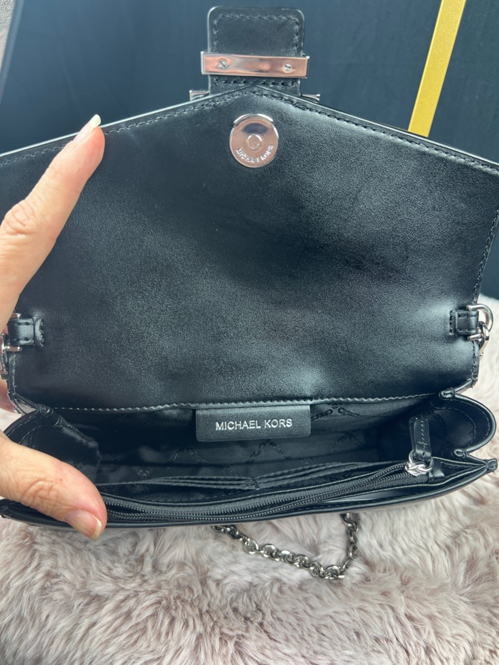 Michael Kors Penelope Medium Leather Clutch Black Crystal Buckle EUC - Picture 8 of 11